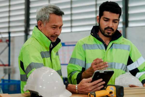 Certificate in Logistics Operations Excellence Director